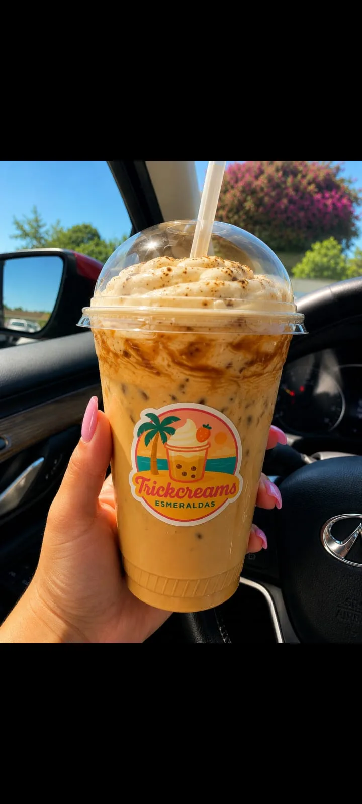 Bebida fría Trickcreams en un día soleado